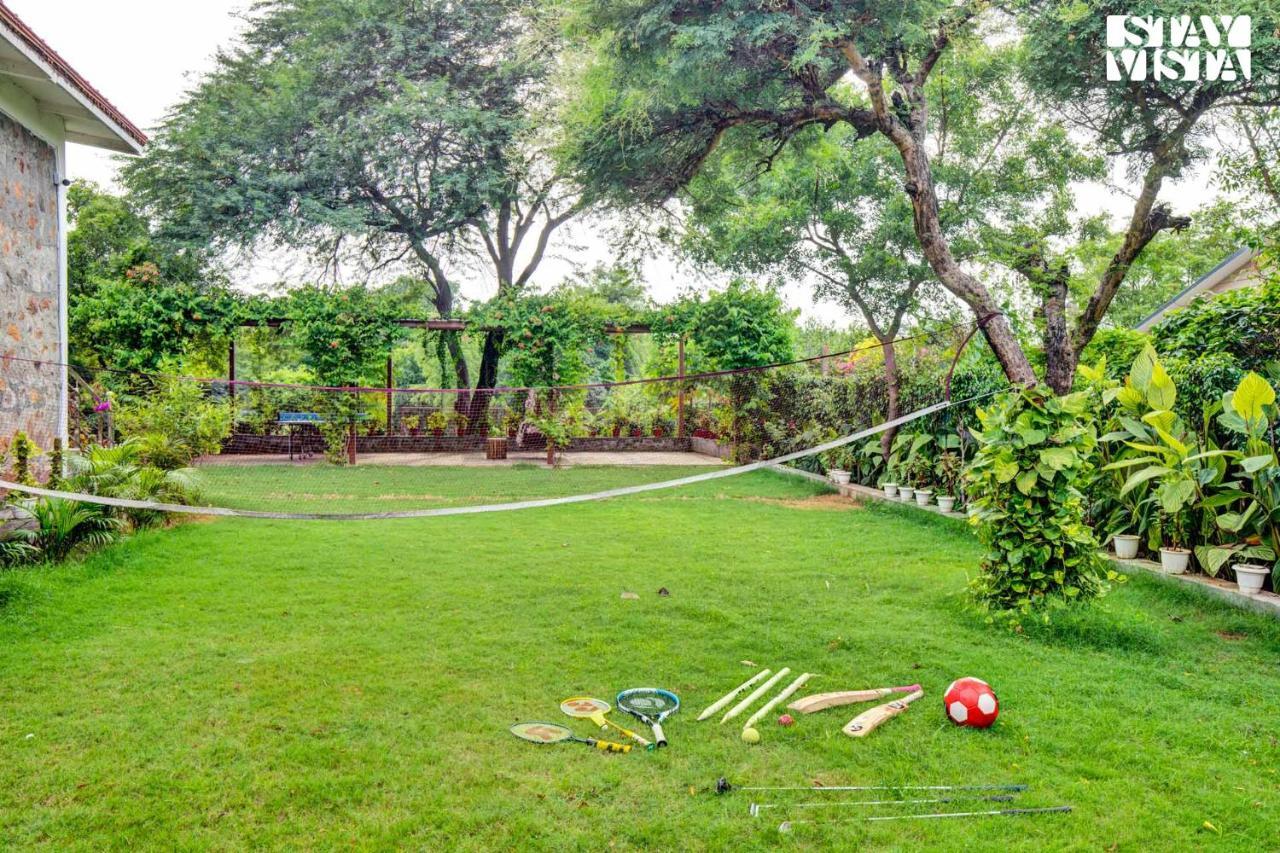 Stayvista At Idyllic Farmhouse - A Glasshouse With Outdoor Pool Gurgaon Extérieur photo